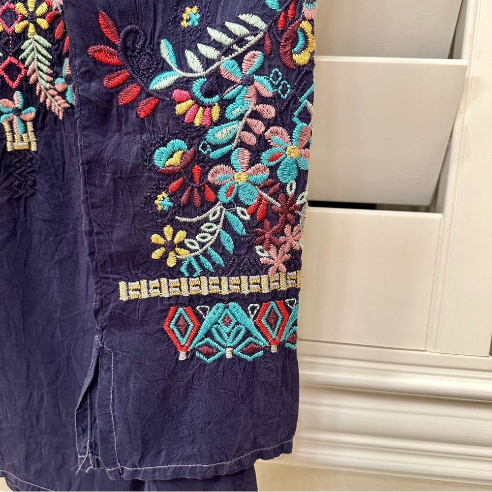 JOHNNY WAS “Sheesoh” Embroidered Navy Blue Long Sleeve Tunic Top - Picture 6 of 8